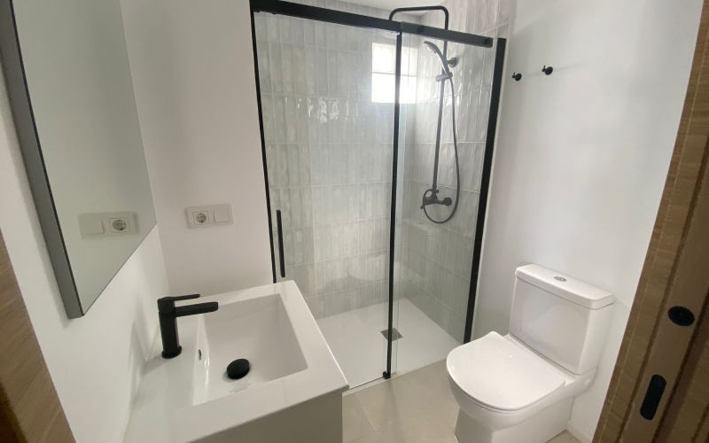 ALQUILER ÚNICAMENTE PARA EMPRESAS