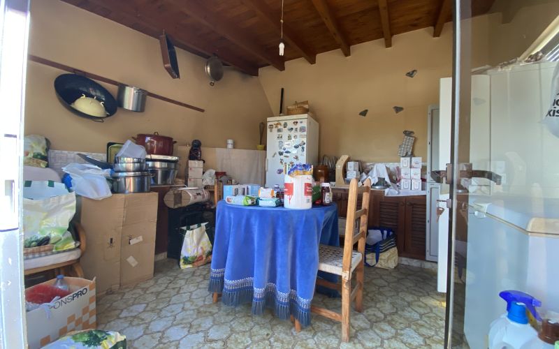 SE VENDE AMPLIA CASA EN SES PAÏSSES