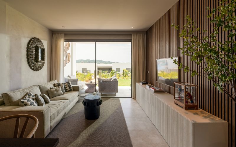 PLANTA BAJA CON JARDÍN EN CALA GRACIO