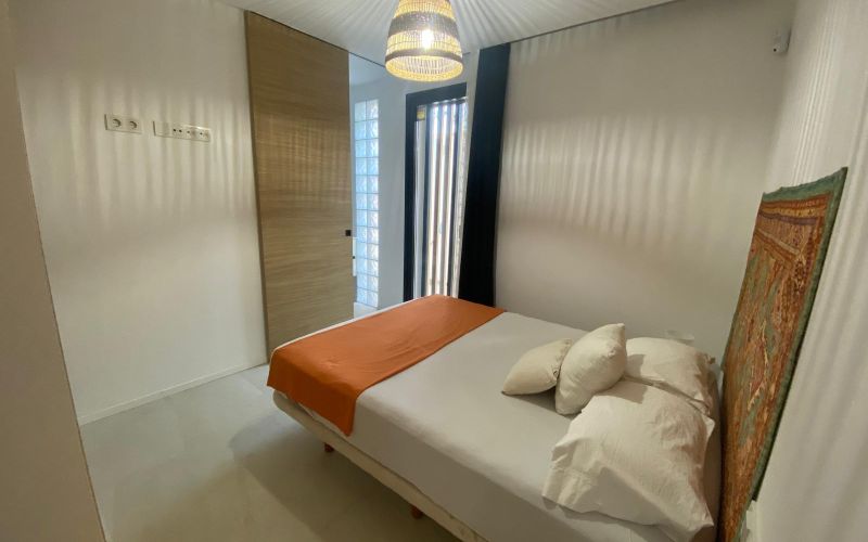 PLANTA BAJA  A ESTRENAR MUY CERCA  DE LA PLAYA