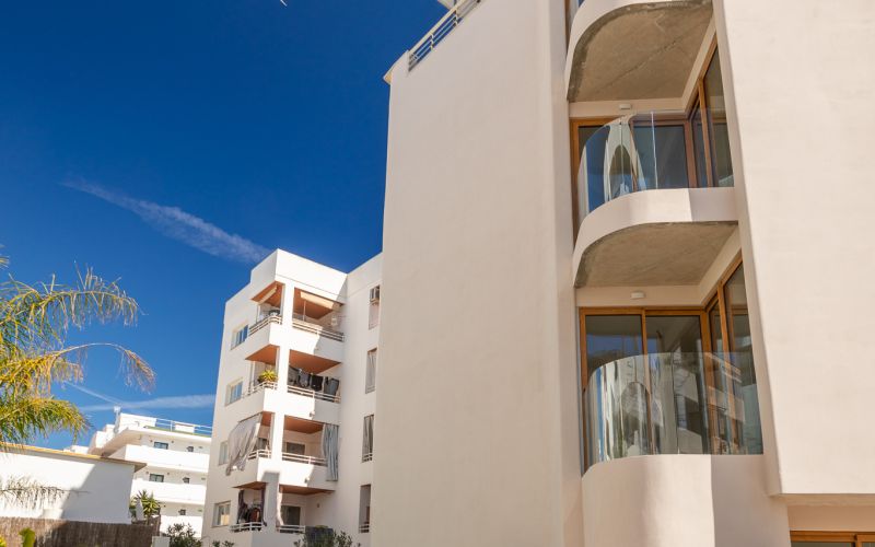 PRECIOSO APARTAMENTO EN PLAYA D'EN BOSSA