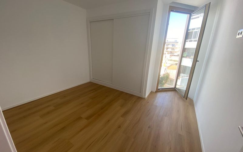 APARTAMENTO EN IBIZA A ESTRENAR CON PARKING MUY CERCA DE LA PLAYA